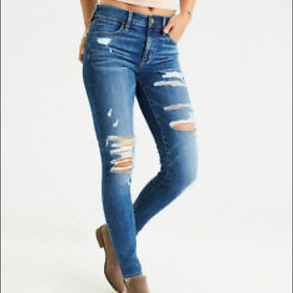 American Eagle High Waisted Distressed Jeans